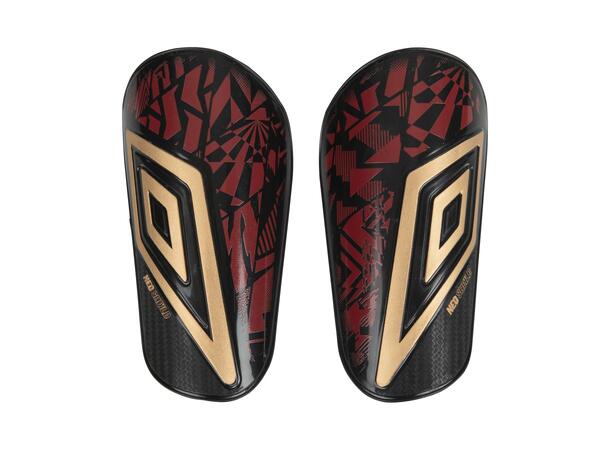 UMBRO Neo Shield Guard W/Sleeve Svart M Benskydd 