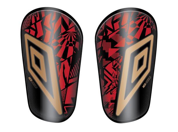 UMBRO Neo Shield Guard W/Sleeve Svart M Benskydd 