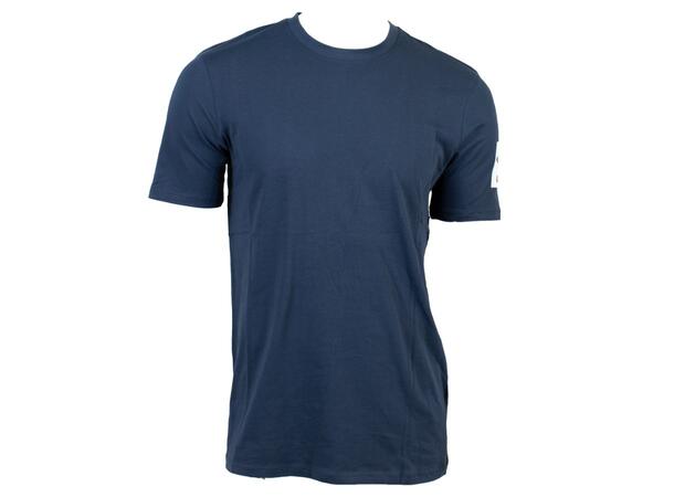 UMBRO FW Terrace Graphic Tee Marin S T-shirt med tryck på ärmen 