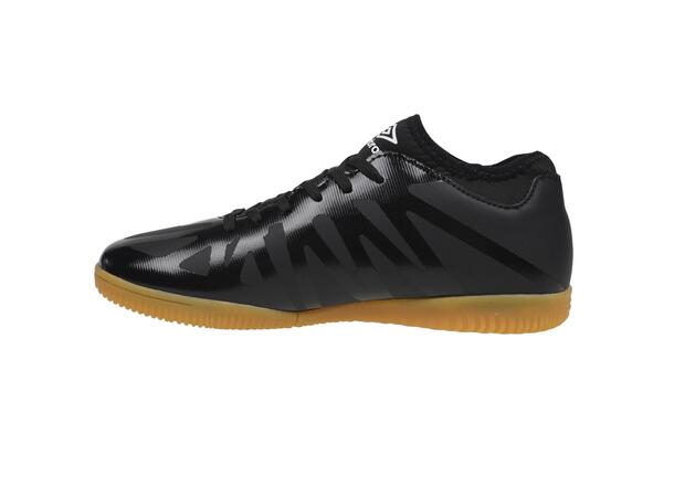 UMBRO Velocita VI 1.0 IC J Svart 35 Juniorsko med snörning (Futsal) 