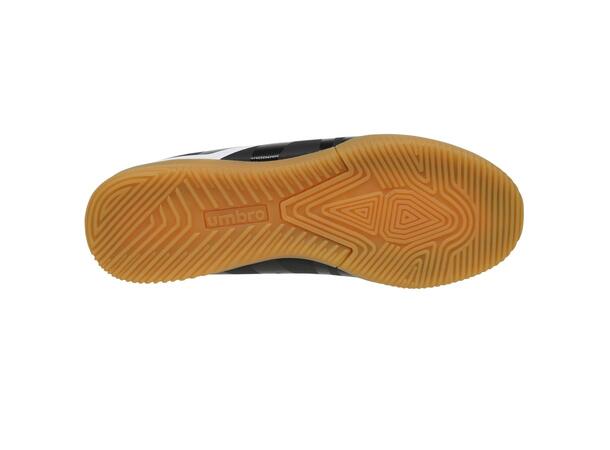 UMBRO Velocita VI 1.0 IC J Svart 35 Juniorsko med snörning (Futsal) 