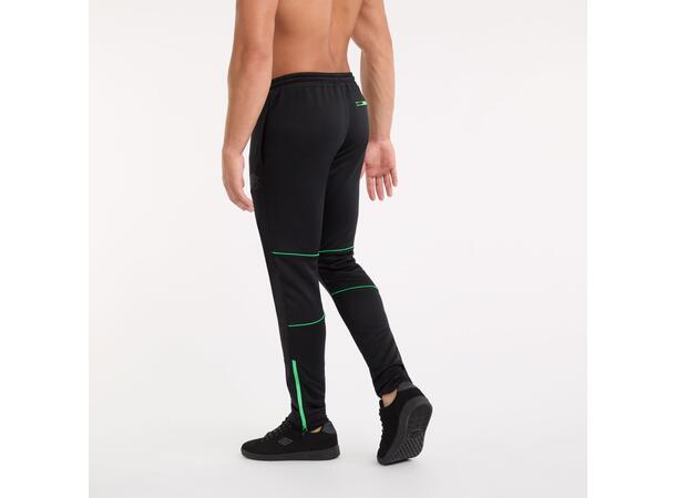 UMBRO Pro Train Poly Pant Svart L Träningsbyxor 