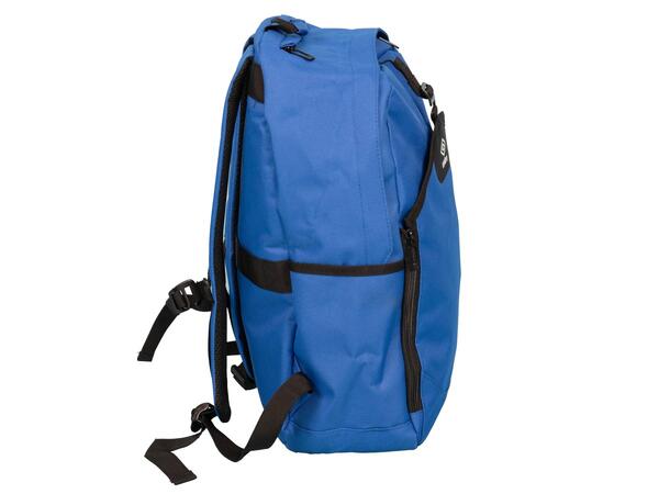 UMBRO Club Backpack Blå 45L Ryggsäck med bollnät 45L 