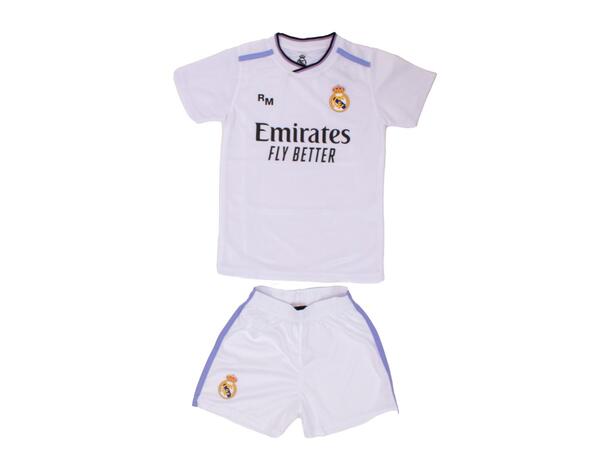 ST Real Madrid Home Kit Jr Vit 6 Real Madrid hemmakit junior 22/23 