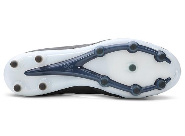UMBRO Tocco III Pro FG Svart 44,5 Fotbollsko fasta dobbar 