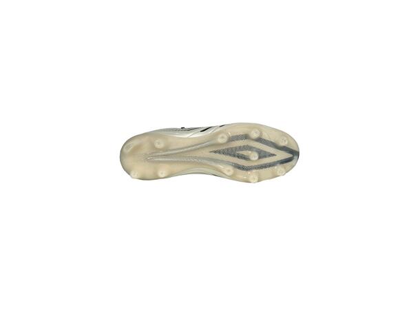UMBRO Tocco VI Pro FG Vit 41 Fotbollsko fasta dobbar 