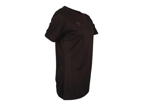 UMBRO Core Tech Tee W Svart 38 T-shirt dam 